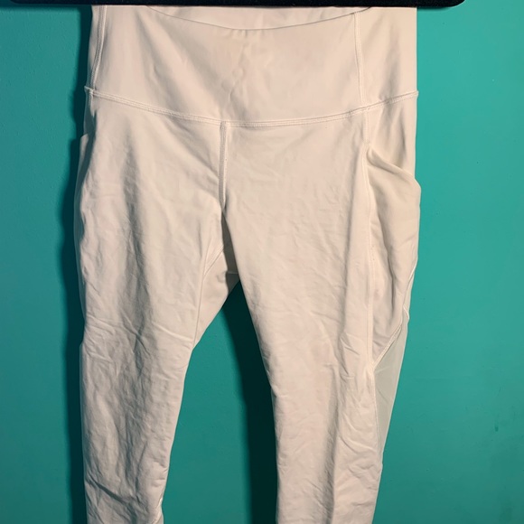 Lululemon Crop Leggings - Picture 2 of 5